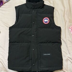 Canada Goose Men's Black Quilted Vest